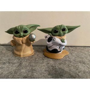 2 Star Wars The Child Baby Yoda 2.5 inches Tall #884